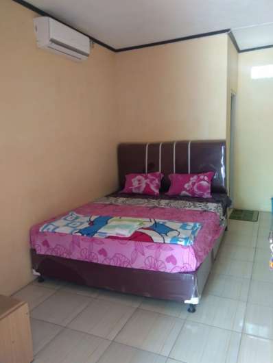 Irna Homestay