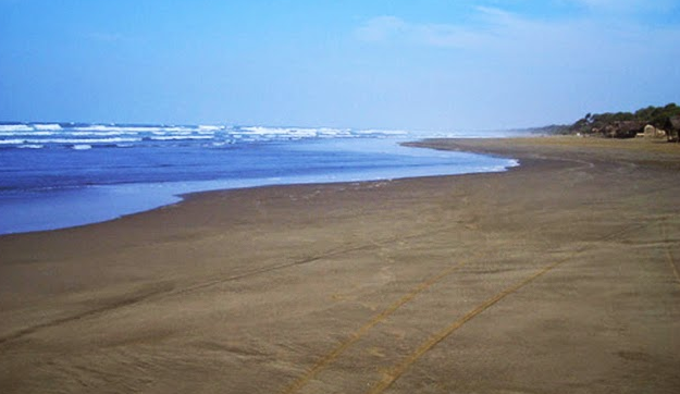 Pantai Bagedur