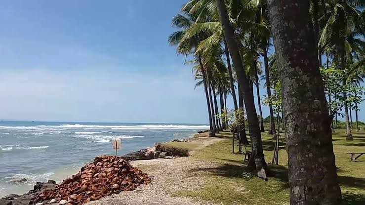 Pantai Selatan Kecamatan Cikeusik